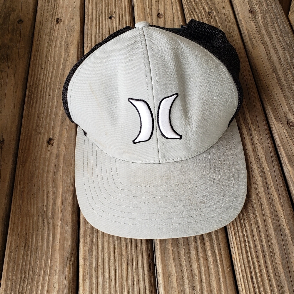 Hurley Ball Cap gray black cap Two Tone Snap Back Mesh